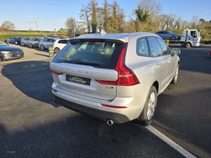 Volvo XC60 Momentum Pro - Image 4