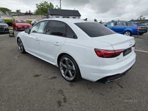 Audi A4 Black Edition - Image 3