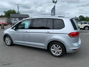 Volkswagen Touran SE - Image 3