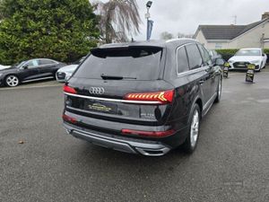 Audi Q7 S Line - Image 4