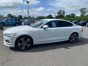 Volvo S90 Momentum Plus - Image 2
