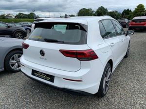 Volkswagen Golf Life - Image 4