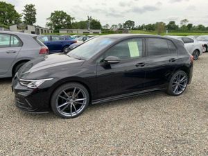 Volkswagen Golf R-Line - Image 2