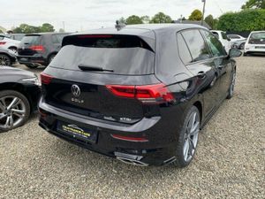 Volkswagen Golf R-Line - Image 4