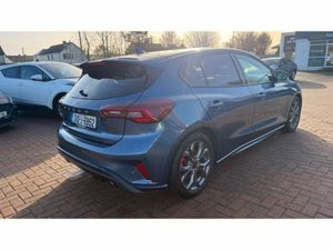 Ford Focus St-line 5D 1.0T 125 Mhev M6 FWD - Image 4