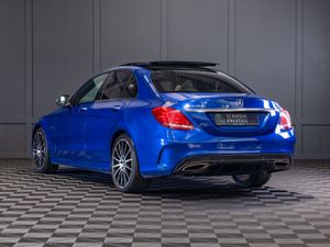 2018 Mercedes-Benz C-Class C350e AMG Line Premium+ - Image 4