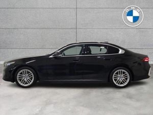 BMW i5 eDrive40 Sport Edition Saloon - Image 3