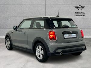 Mini Cooper 3-Door Cooper Classic - Image 3