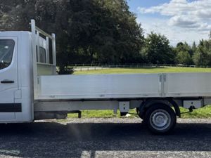 NISSAN INTERSTAR 2.3Dci Teckna 3.5t 5.2m. Dropside - Image 2