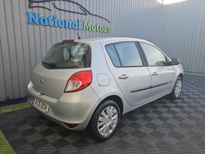 2010 Renault Clio 1.5 dCi  ROYALE - Image 3
