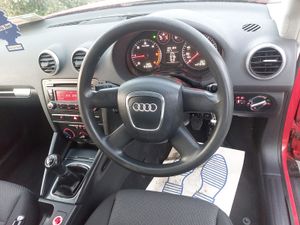 AUDI A3 09' 1.9 TDI - AIRCON - Image 4