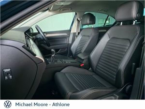 Volkswagen Passat 2.0 TDI 150BHP Elegance - Image 4