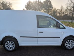 Volkswagen Caddy 2013 EXCELLENT CONDITION - Image 4