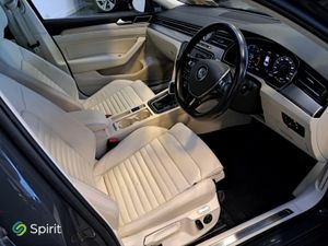 Volkswagen Passat 1.6TDI Highline DSG 120HP* Call - Image 4