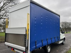 2020 MERCEDES-BENZ SPRINTER Curtainside Tail Lift - Image 2