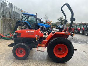 Kubota L3200 Compact Tractor - Image 4