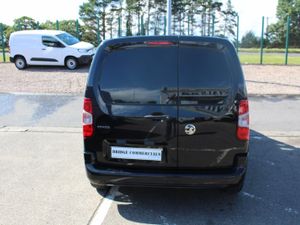 2022 Vauxhall Combo 2000 L1H1 Sportive - Image 3