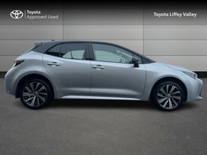 Toyota Corolla LUNA SPORT HB 4DR AUTO HYBRID - Image 3