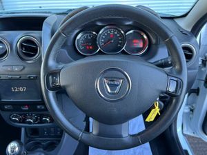 Dacia Duster PRESTIGE 1.5 DCI // SATELLITE NAVIGAT - Image 4