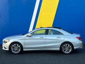 Mercedes-Benz CLA CLA200 URBAN 1.6 // TILT & SLIDE - Image 4