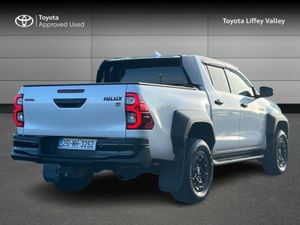 Toyota Hilux 2.8 GR SPORT II - Image 2