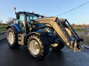 🔥2021 Valtra T154 Active with Quicke G6S Loader - Image 2