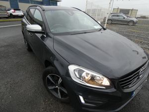 VOLVO XC60 D4 (190hp) FWD R-DESIGN SE GEARTRONIC - Image 3
