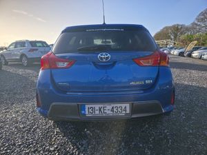 2013 Toyota Auris – 1.8 Hybrid Automatic – Blue - Image 4