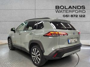 Toyota Corolla 1.8 Hybrid Luna Hatchback - Image 2