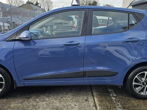 Hyundai i10 2017  (Irish car) - Image 4