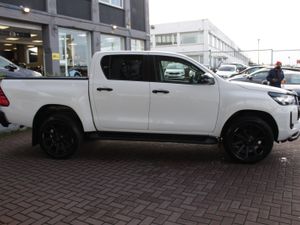 TOYOTA HILUX 2.4D4D ICON SPORT EDITION AUTO - Image 3