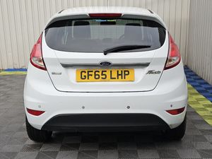 2015 Ford Fiesta TITANIUM 1.0 Petrol - Image 4