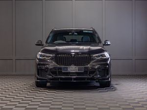 222 BMW X5 X-Drive 45e M-Sport - Image 2