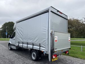 MERCEDES-BENZ SPRINTER Lwb 4.2m Curtainside - Image 2