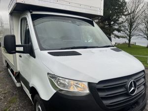 MERCEDES-BENZ SPRINTER 4.2m Curtainside Tail Lift - Image 4