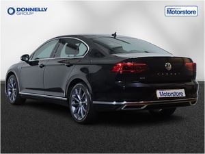 Volkswagen Passat Saloon GTE Advance - Image 2
