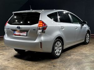 Toyota Prius 1.8 - Image 4