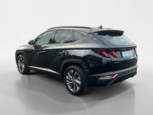 Hyundai Tucson 2WD Executive w.2 Tone Roof - Image 4