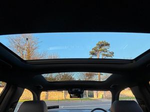 Mercedes-Benz EQB AMG LINE PREMIUM 300 SUNROOF - Image 3