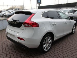 2018  VOLVO V40 - Image 4