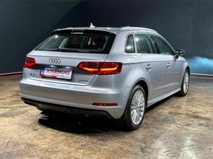 Audi A3 E-TRON - PLUG IN HYBRID - FACTORY ALLOYS - - Image 4