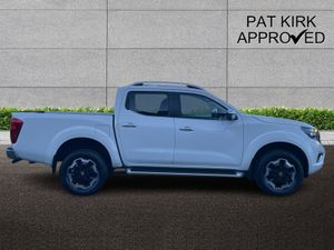 Nissan Navara Diesel Tekna - Image 3