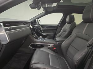 Jaguar F-pace F-Pace Estate Special Editions R-Dyn - Image 4