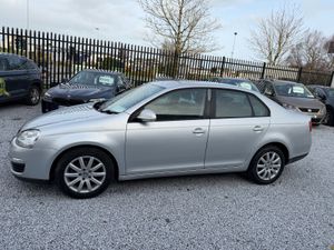 2010 Volkswagen Jetta 1.6 TDI 105HP Trendline - Image 4