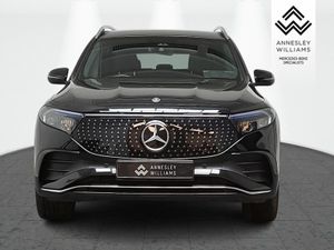 Mercedes-Benz EQB 250+ AMG Line Executive - Image 3