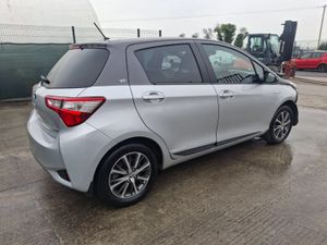 2020 Toyota Yaris Hybrid Automatic - Image 4