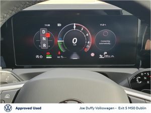 Volkswagen Tiguan R-Line Tsi Phev S-A  R-Line  TSi - Image 3