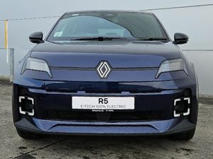 Renault 5 EV Techno 40kw - Image 3