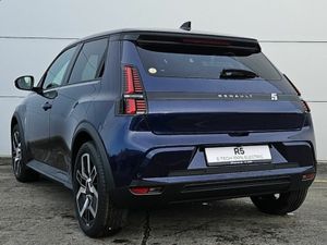Renault 5 EV Techno 40kw - Image 4