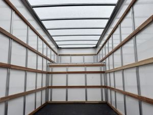 NISSAN NV400 2.3dCi 3.5T. 7 Seat Luton Van - Image 2